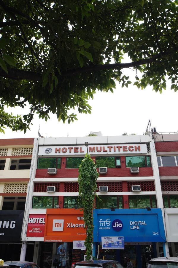 Hotel Multitech Premium Chandīgarh Exteriör bild